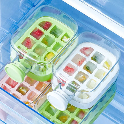 Ice Tray Ice Cube Mold Press Ice Maker With Lid 2-in-1 Ice Cube Bottle